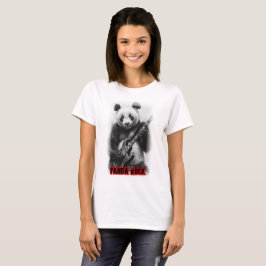 En panda spelar rock med elgitarr på svart t shirt