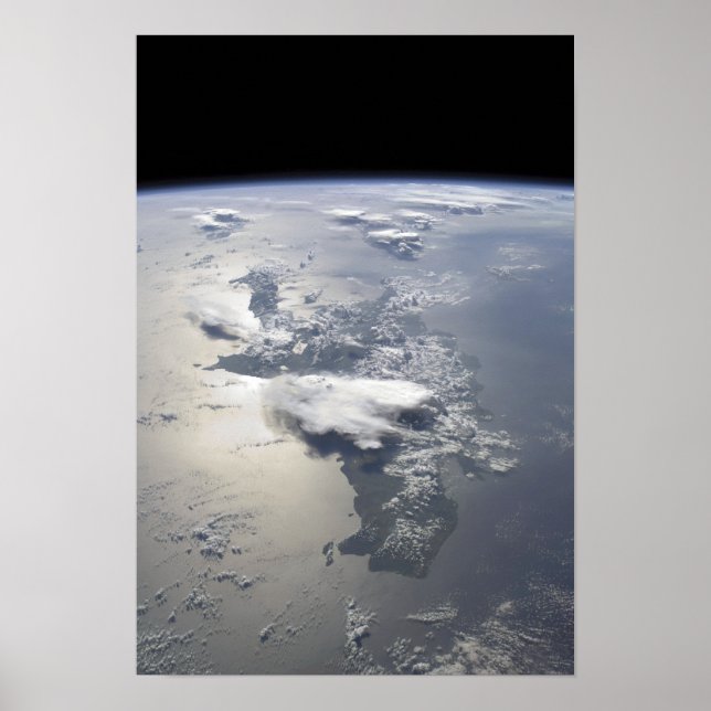 En panoramisk syn på ön Hispaniola Poster (Framsidan)