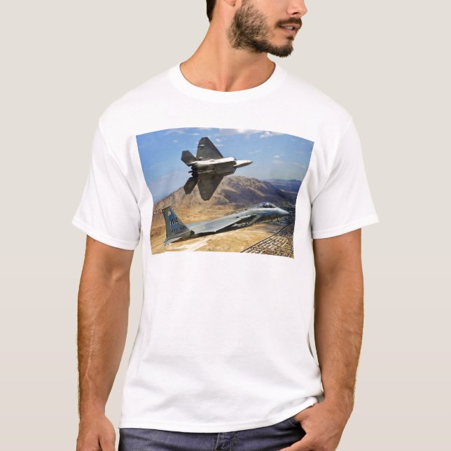 EN PARA AV ROVFÅGELN TEE SHIRT (Framsida)