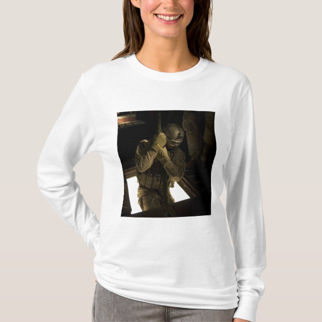 En pararescueman från amerikanska Luft Force börja T Shirt (Framsida)