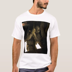 En pararescueman från amerikanska Luft Force börja Tee Shirt