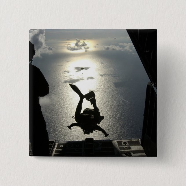 En pararescueman från Luft Force Knapp (Framsida)