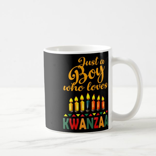 En pojke som Kärlek Kwanzaa Kinara African Pride B Kaffemugg (Höger)