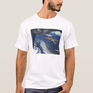 En positionering för örn för US-flygvapen F-15C Tee Shirt