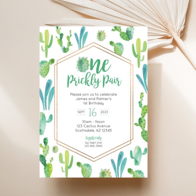 En prickly Pair Twin Boys Birthday-inbjudan Inbjudningar (Prickly Pair Twin Birthday)
