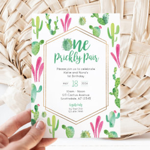 En prickly Pair Twin Girls 1:a födelsedag Inbjudan