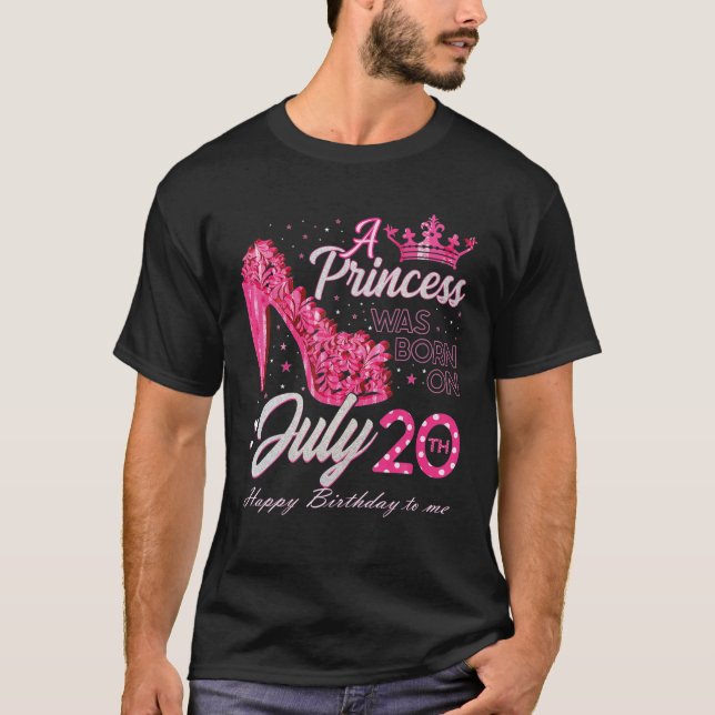 En prinsessa föddes den 20 juli 20 Högklackar 20t T Shirt (Framsida)