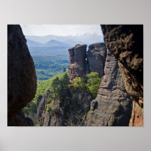 En promenad genom Belogradchik Castle Ruins Poster