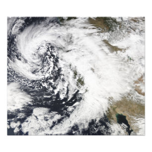 En rad stormar med häftiga vind 2 fototryck