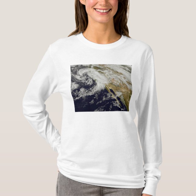En rad stormar med häftiga vind 2 tee (Framsida)