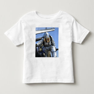 En räddingdrillborr utförs på flygdäcket t-shirt
