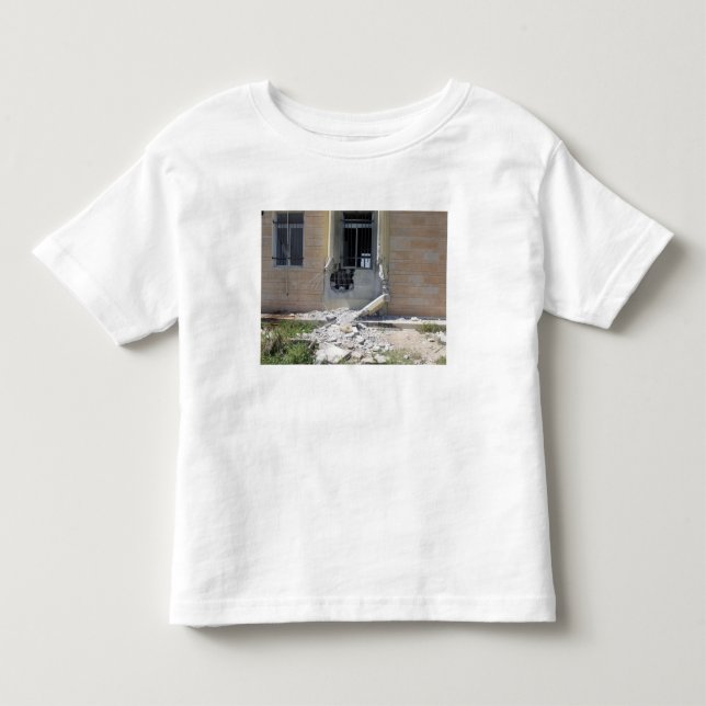 En raketframskriden Grenade Tee (Framsida)