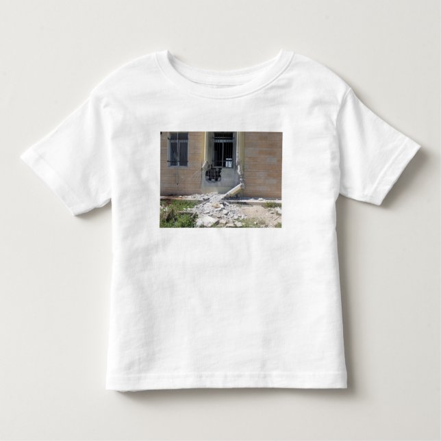 En raketframskriden Grenade Tee Shirt (Framsida)