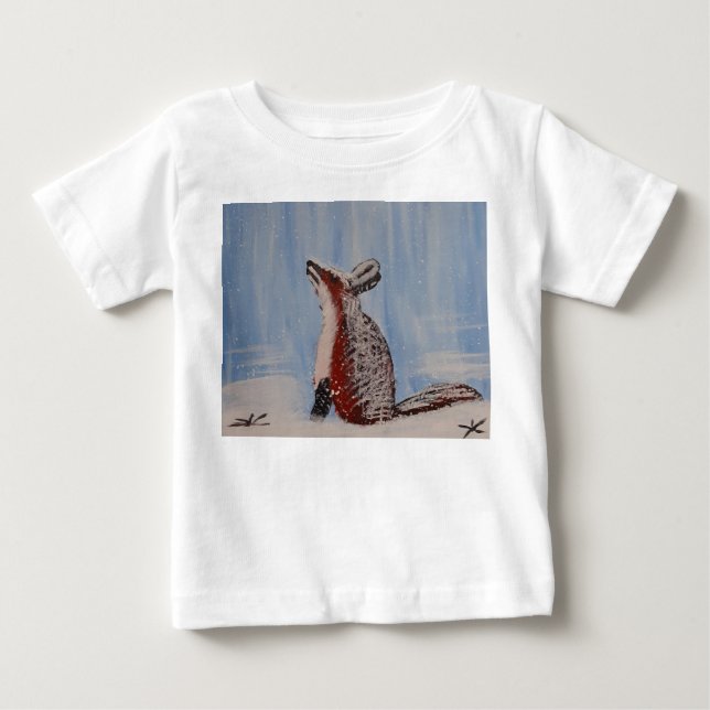 En räv i den snöiga skogen t shirt (Framsida)