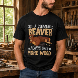 En Ren Bäver Får Alltid Mer Trä T Shirt