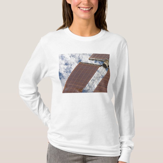 En reparerad solmatris tee (Framsida)