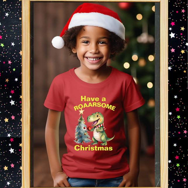 En roarsomisk jul, fin Barn Dinasaur Tshirt T Shirt (Skapare uppladdad)