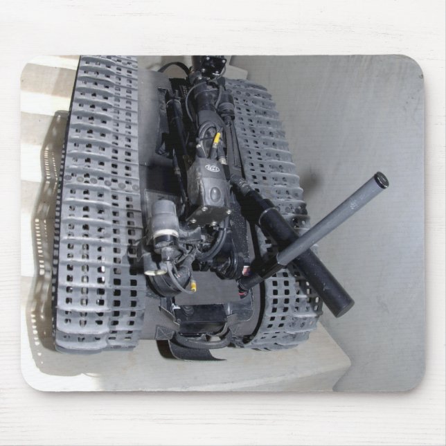 En robotenhet på Talon 3B som klättrar på en stai- Musmatta (Framsidan)