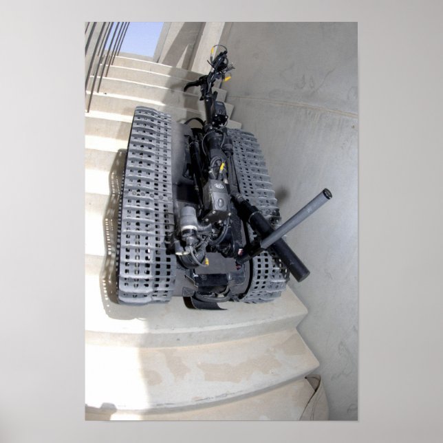 En robotenhet på Talon 3B som klättrar på en stai- Poster (Framsidan)