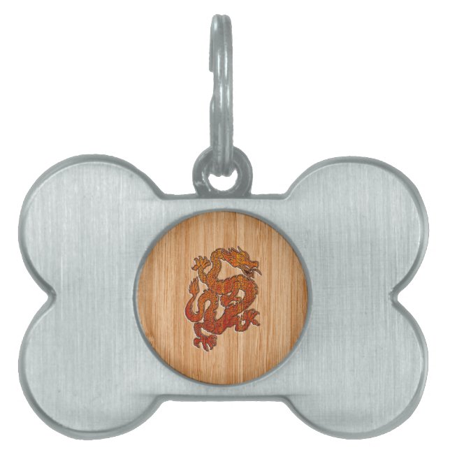 En röd drake på Bamboo... Namnbricka Husdjur (Framsidan)