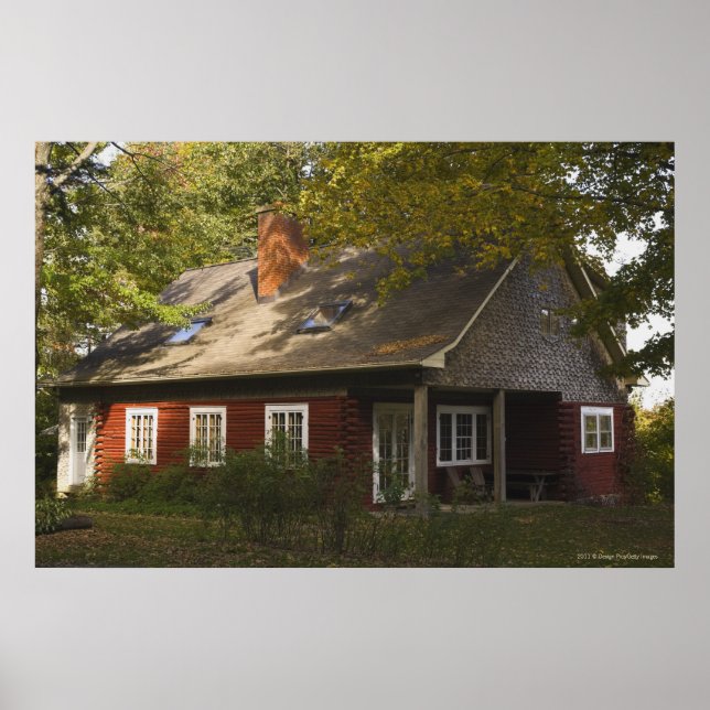 En röd logg hemma poster (Framsidan)