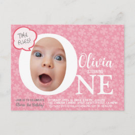 En rolig bebisfoto rosa blomma födelsedagsinbjudan vykort