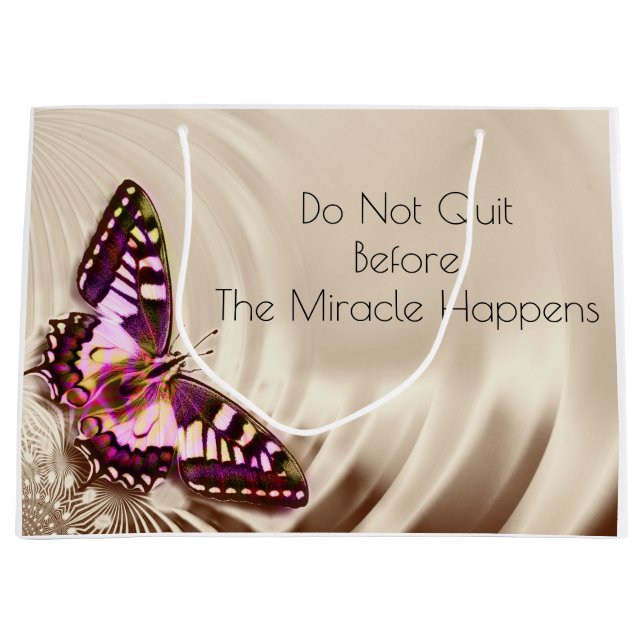 En rosa butterfly på en gräddsäcksbakgrund (Framsidan)