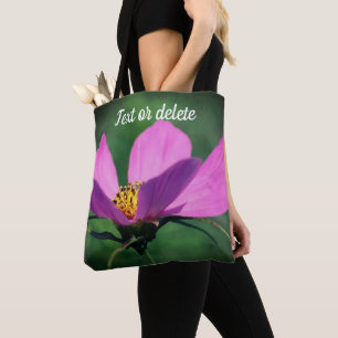 En Rosa Cosmomos blommar i Personligen Bloom Tygkasse