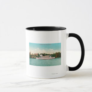 En Sacramento River plats med en Riverboat Mugg