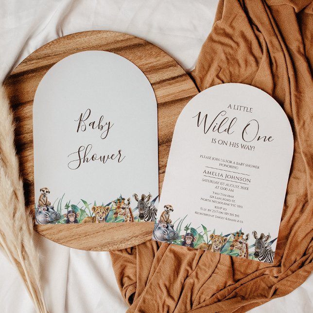 En Safari babyduscher i Vilden. Inbjudningar (Modern Arched Wild One baby Shower Invitation, Safari Animals baby Shower Invite, Greenery Foliage)