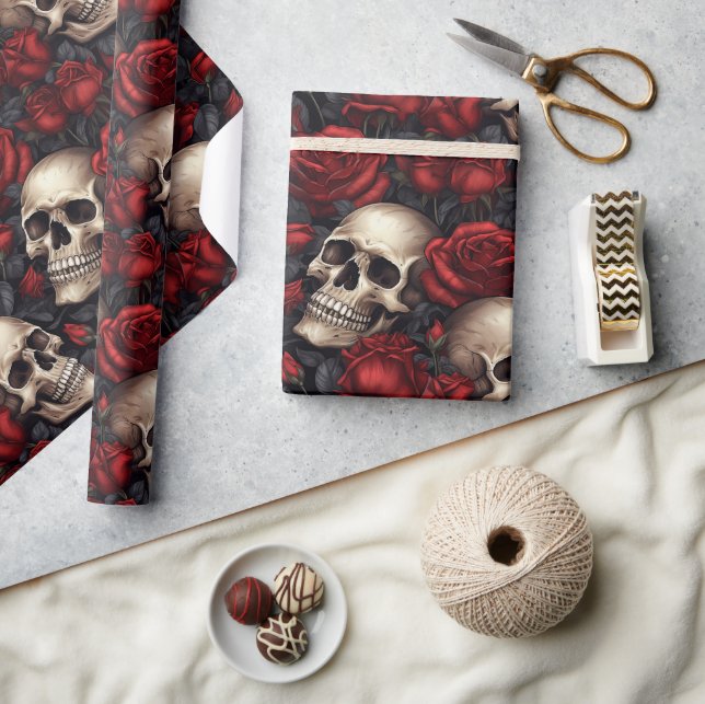 En serie-design med dödskalle och rosor 10 presentpapper (Hantverk)