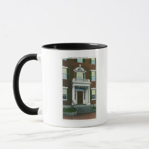 En Shreve Porch, Salem Doorway View Mugg