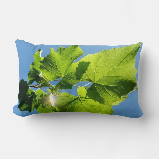 En sida av vinet Lämnar Lumbar Pillow Lumbarkudde (Framsida)