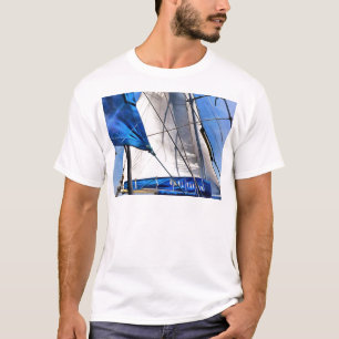 En sjöman är en konstnär och hans medium Vinden Tee Shirt