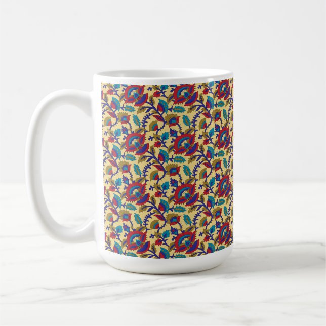 En sjudande konst av textilmaterial, biet, med fet kaffemugg (Vänster)