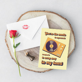 En slank vändskiva som snurrar vinylrekord. kort