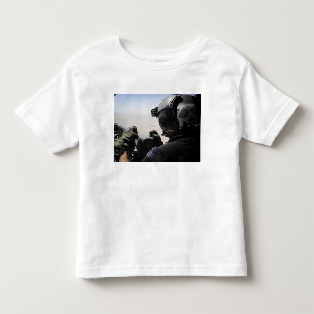 En soldat ger säkerhet t shirt (Framsida)