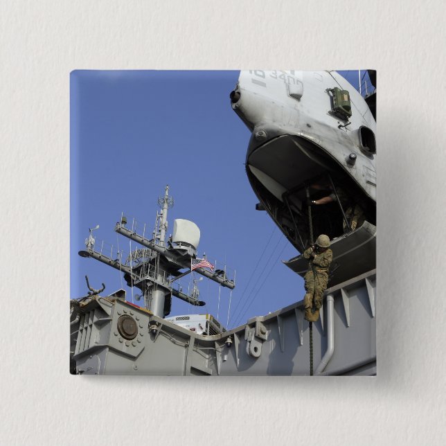 En soldat med snabba repor knapp (Framsida)