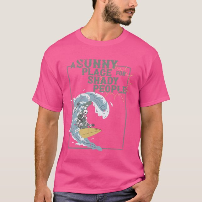 En solig plats för skuggiga människor t shirt (Framsida)