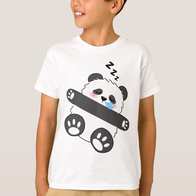 En söt baby panda sover fridfullt t shirt (Framsida)