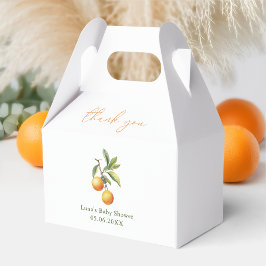 En söt liten baby på väg - presentförpackning för  presentaskar