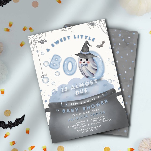 En söt liten boj är nästan förfallen med blå babys inbjudningar (A Sweet Little Boo Is Almost Due Blue Baby Shower Invitation)