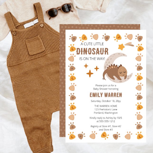 En söt liten doktor är på väg att visa sig vara en inbjudningar ("A Little Dinosaur Is On The Way!" Cute Boy Baby Shower with Sleeping Dinosaur | Dinosaur Footprints)