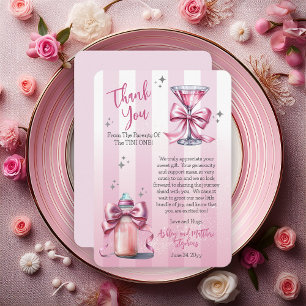 En söt liten en rosa flirtig tjej baby shower tack kort