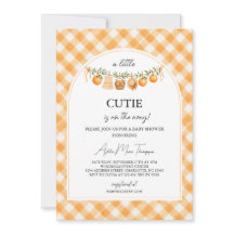 En söt liten orange gingham-bebisfest
