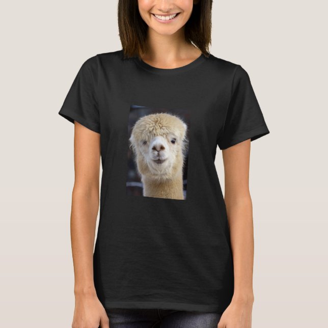 En söt luddig ansikte av en alpacka         t shirt (Framsida)