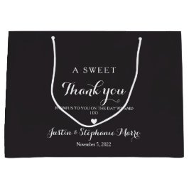 En söt tacksam minimalistisk bröllopsfest