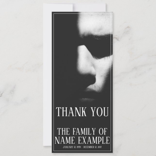 En sovande ansikte i halvskugga (Framsida)