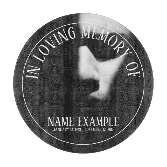 En sovande ansikte i halvskugga (Framsidan)