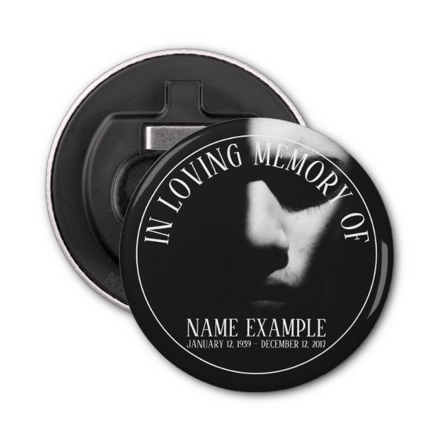 En sovande ansikte i halvskugga flasköppnare (Framsidan)